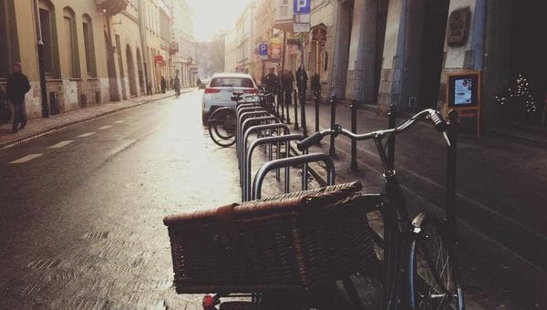 Cách làm dark mode "chuẩn chỉnh" với CSS và JavaScript